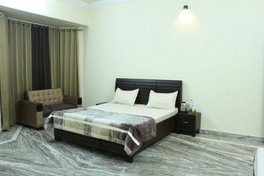 4 bedrooms, WiFi - Vehra Shagana Da / 4 king-size bedrooms/ Punjab (Jalandhar)