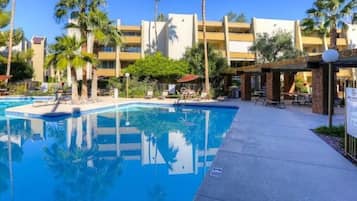 Outdoor pool, a heated pool