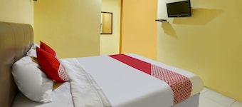 OYO 91027 Note Hotel Syariah
