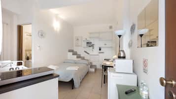 1 bedroom, iron/ironing board, free WiFi, bed sheets