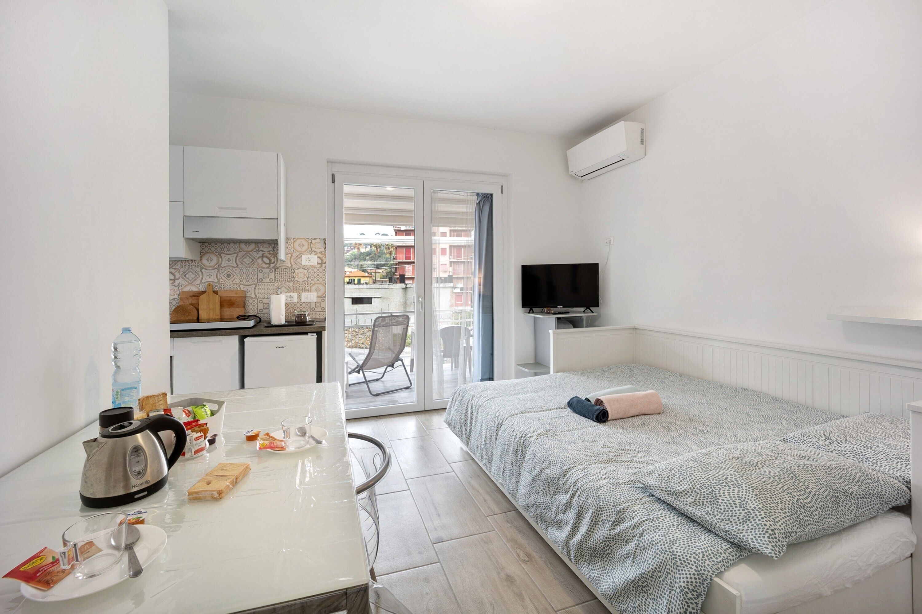 1 bedroom, iron/ironing board, free WiFi, bed sheets