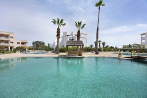 Pool - Apartment 'Sol Do Atlântico' with Shared Pool, Wi-Fi and Air Conditioning (Portimão)