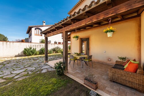 Maison de vacances « Girasole » avec terrasse privée, jardin et climatisation