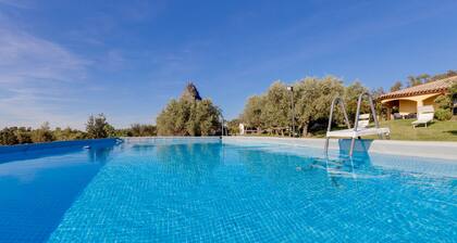 Villa 'Vivi Natura' with Sea View, Private Pool and Wi-Fi