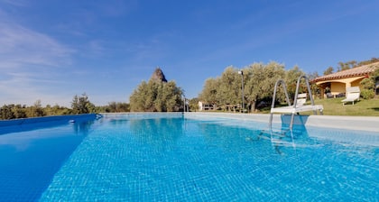 Villa 'Vivi Natura' with Sea View, Private Pool and Wi-Fi