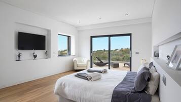 4 makuuhuonetta, ilmainen Wi-Fi, vuodevaatteet