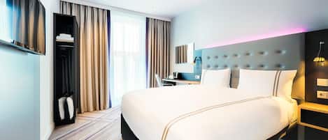 Standard Double Room | Soundproofing, iron/ironing board, free WiFi, bed sheets