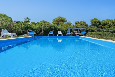 Pool. Villa 'Melus Maris' with Sea View, Pool, Garden, Terrace & Wi-Fi