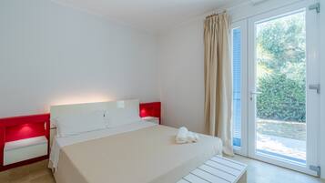 4 chambres, bureau, fer et planche à repasser, Wi-Fi gratuit