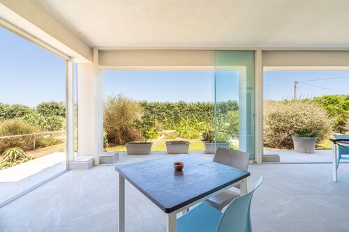 Villa 'Melus Maris' with Sea View, Pool, Garden, Terrace & Wi-Fi