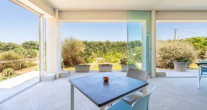 Villa 'Melus Maris' with Sea View, Pool, Garden, Terrace & Wi-Fi