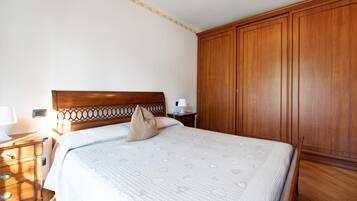 3 Schlafzimmer, Bügeleisen/Bügelbrett, kostenloses WLAN