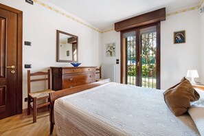 3 quartos, ferros/tábuas de passar roupa, Wi-Fi de cortesia