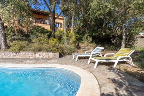 Pool - Holiday Home "Casita en Begur" with Shared Pool & Wi-Fi (BEGUR)