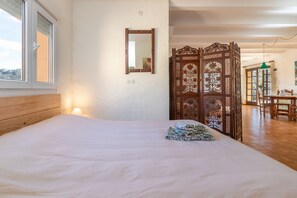 1 chambre, Wi-Fi gratuit, draps fournis