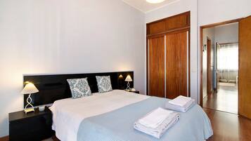 2 habitaciones, tabla de planchar con plancha y wifi gratis