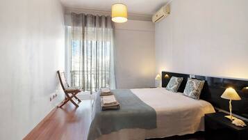 2 bedrooms, iron/ironing board, free WiFi, bed sheets