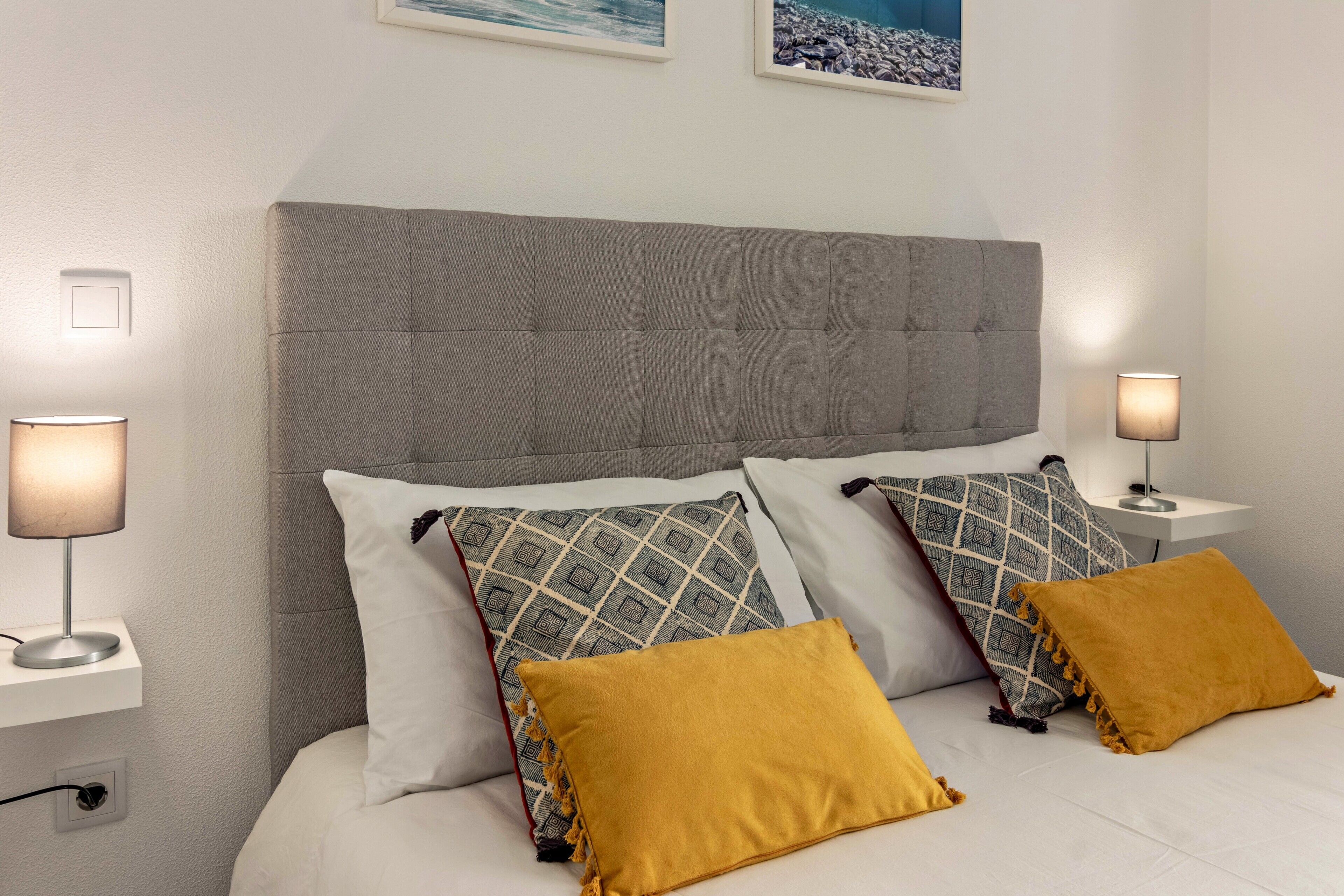 2 soverom, strykejern/-brett, wi-fi (inkludert) og sengetøy