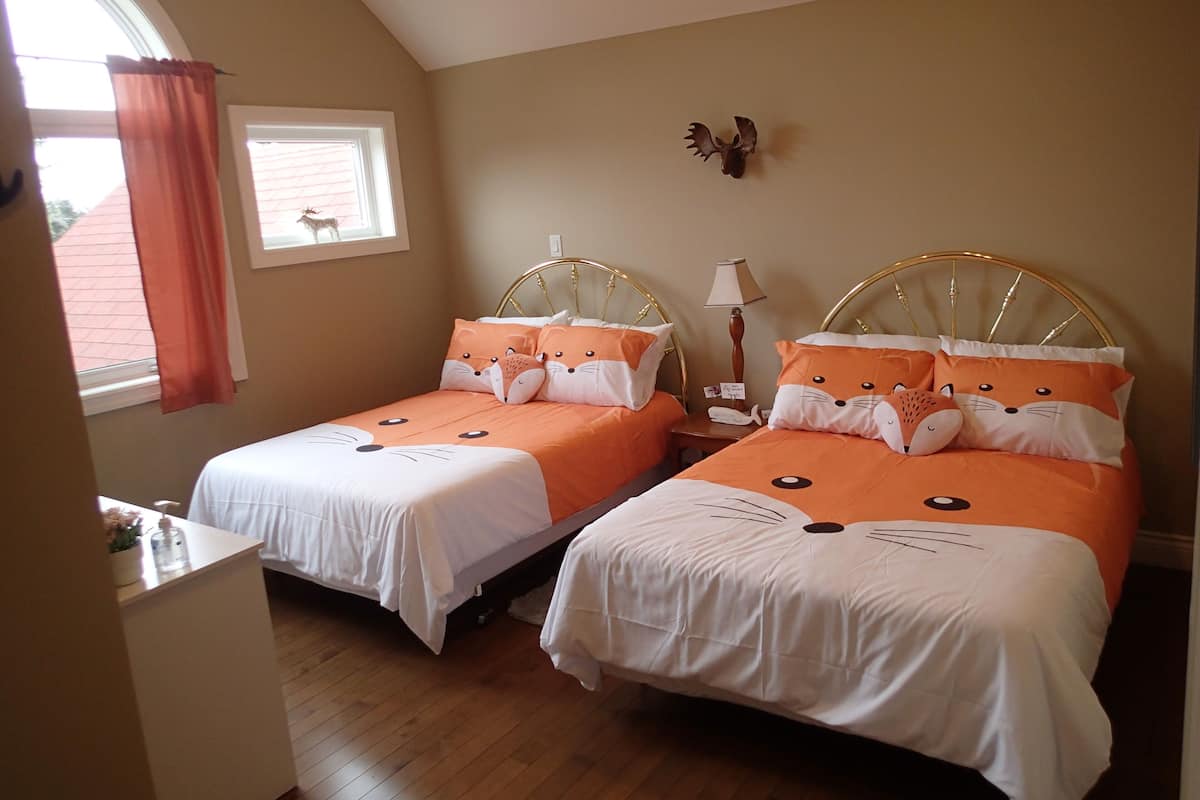The Woodland Room | 1 habitación, decoración personalizada y muebles diferentes