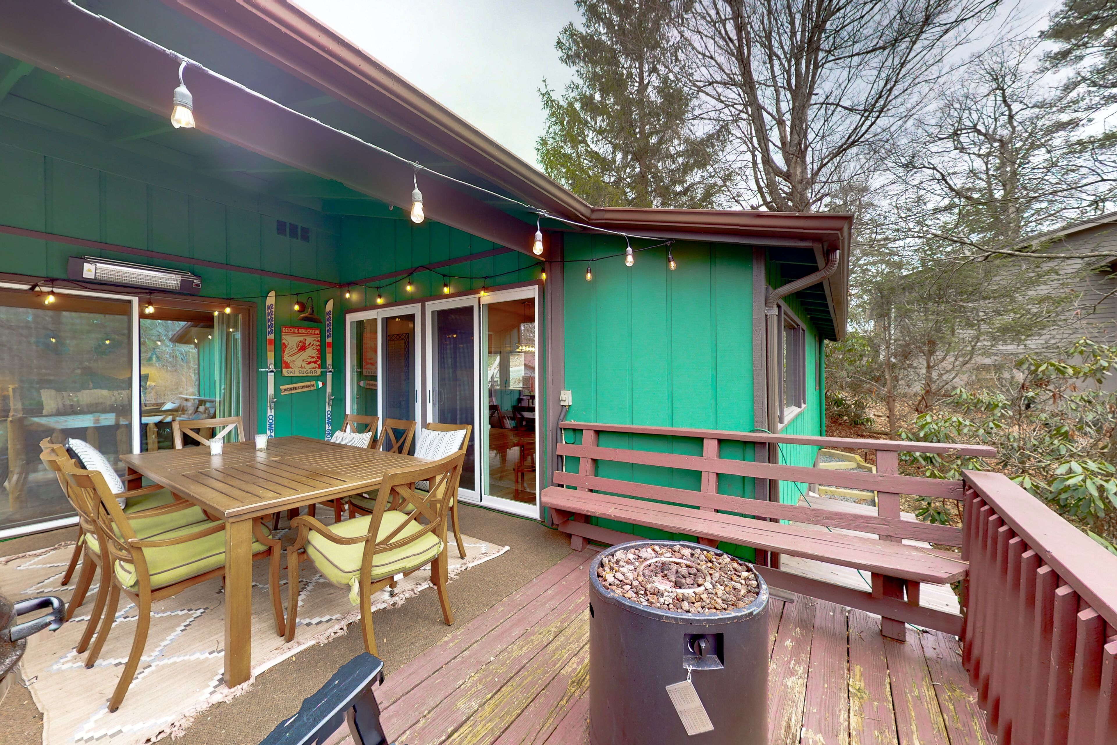 Renovated country cottage with pool access, furnished deck, & firepit