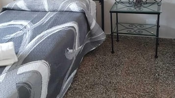 Habitación individual | Escritorio, espacio para trabajar con un portátil, wifi gratis