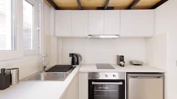 Mini-fridge, oven, coffee/tea maker, electric kettle