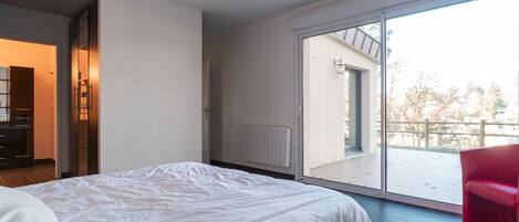 3 slaapkamers, een strijkplank/strijkijzer, gratis wifi