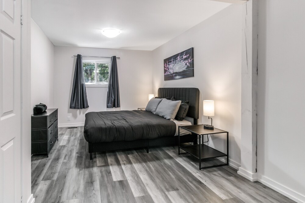 House in Minnow Lake, 10 minutes from dt Sudbury Vrbo