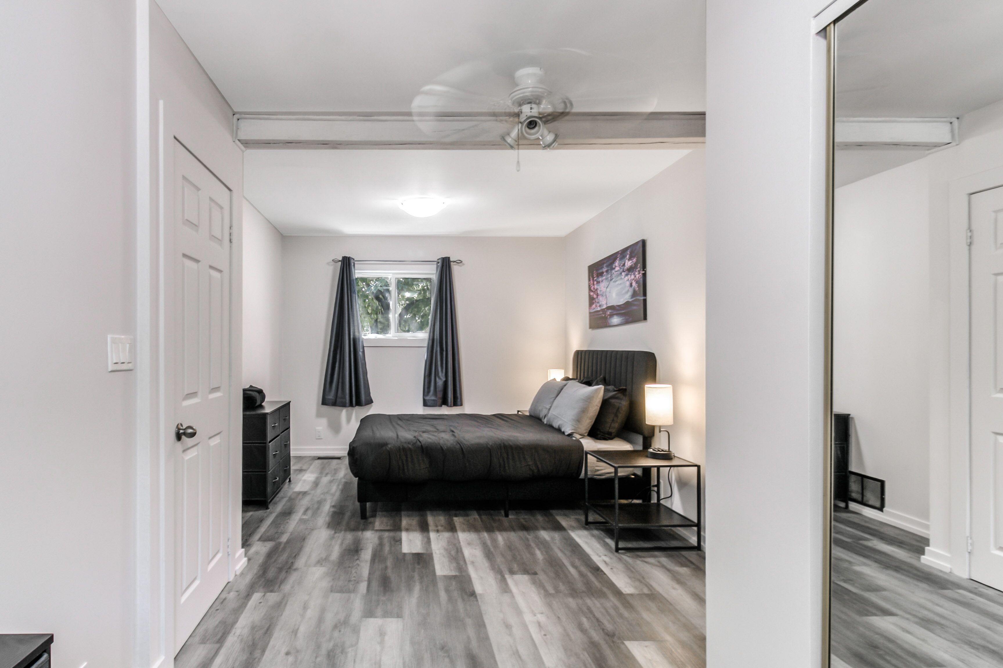 4 makuuhuonetta, Wi-Fi, vuodevaatteet