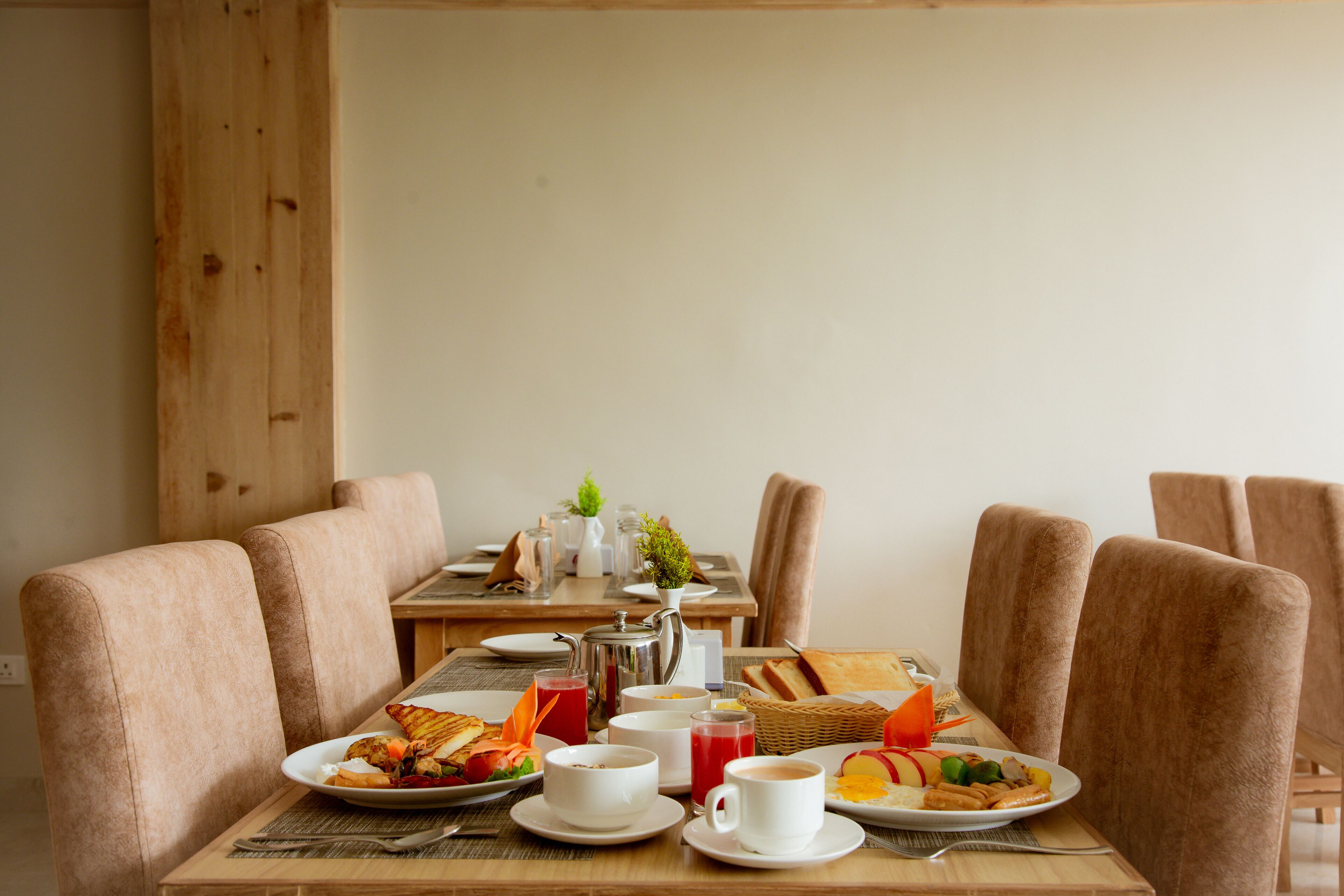 Breakfast area