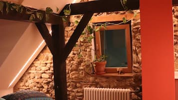2 chambres, Wi-Fi gratuit, draps fournis