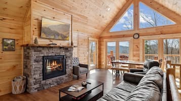 Cabin, 4 Bedrooms | Living area | Smart TV