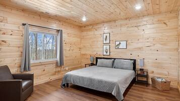 Cabin, 4 Bedrooms | 4 bedrooms, WiFi (free)