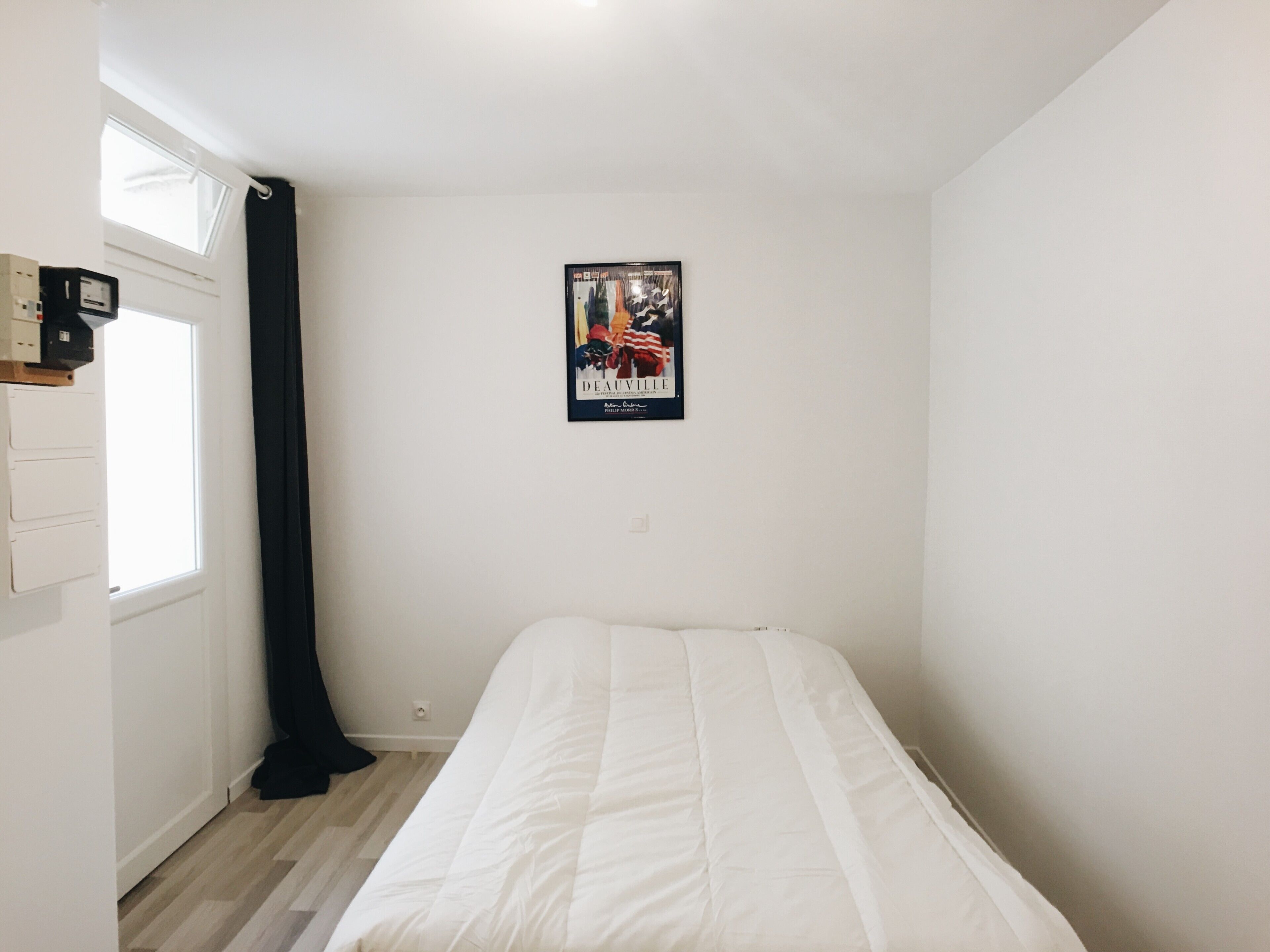 アイロン / アイロン台、WiFi、ベッドシーツ