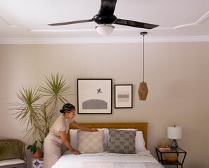 3 Schlafzimmer, Zimmersafe, Schreibtisch, Bügeleisen/Bügelbrett