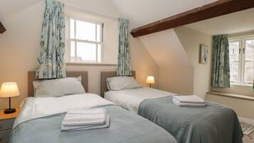 2 bedrooms, individually decorated, individually furnished, free WiFi