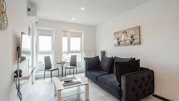 TV connectée, jeux vidéo, médiathèque, vidéothèque