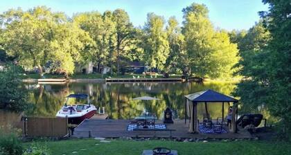 Severn River Serenity: Pet Friendly Family Cottage