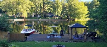 Severn River Serenity: Pet Friendly Family Cottage