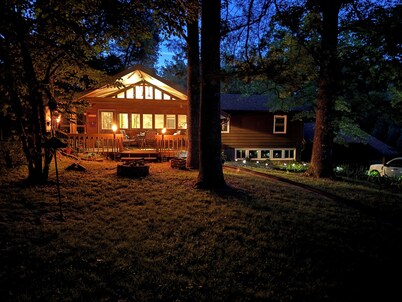 Owl's Nest is a perfect getaway in the woods with lakes nearby. Pet friendly!