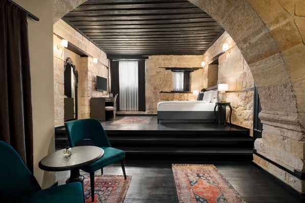 Chambre, 1 très grand lit (Courthouse Room) | Accès au Wi-Fi (inclus)