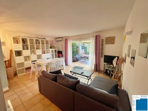 TV - 2 rooms - pool - 500m beach - wifi  (Lecci)
