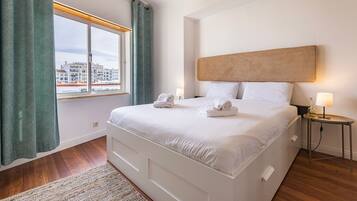 2 dormitorios, tabla de planchar con plancha, wifi gratis y ropa de cama