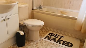 1 bedroom, soundproofing, free WiFi, bed sheets
