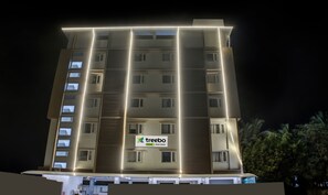 Exterior - Treebo Rushi Grand (Visakhapatnam)