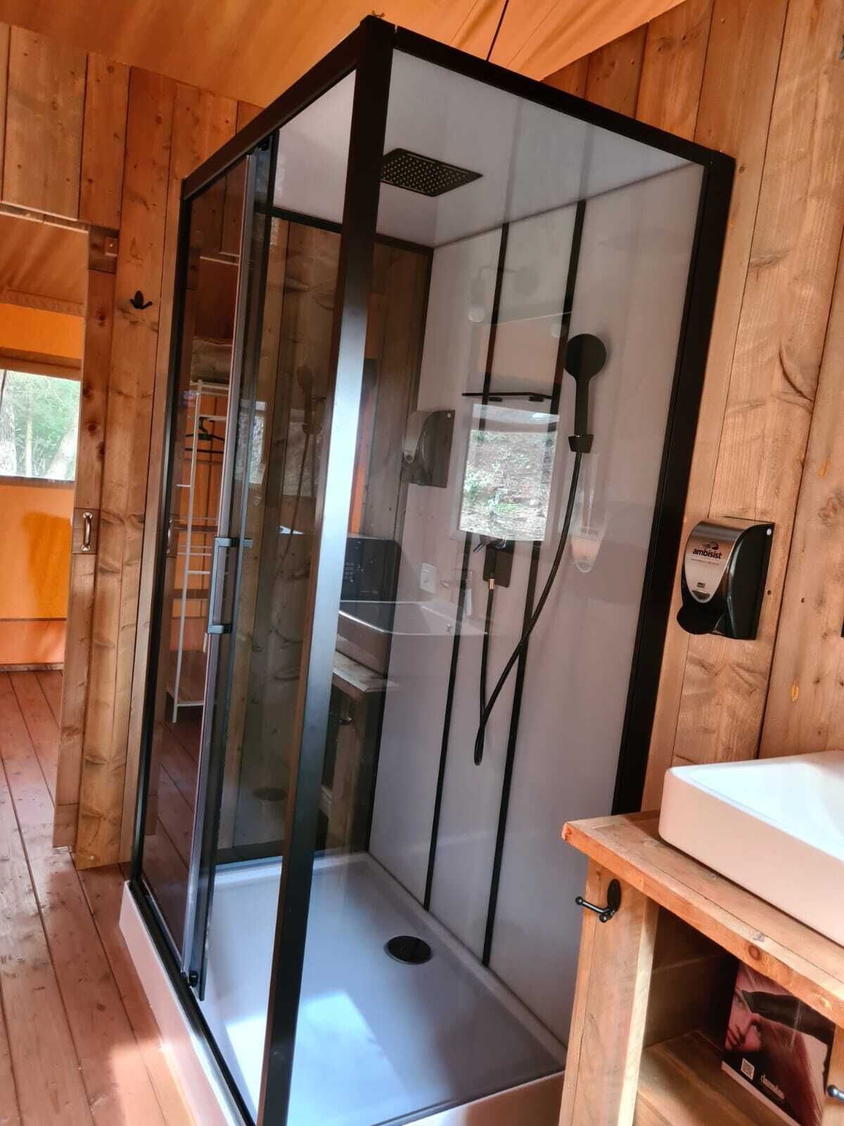 Junior Tent, 1 Queen Bed, Private Bathroom, Mountain View | Bathroom