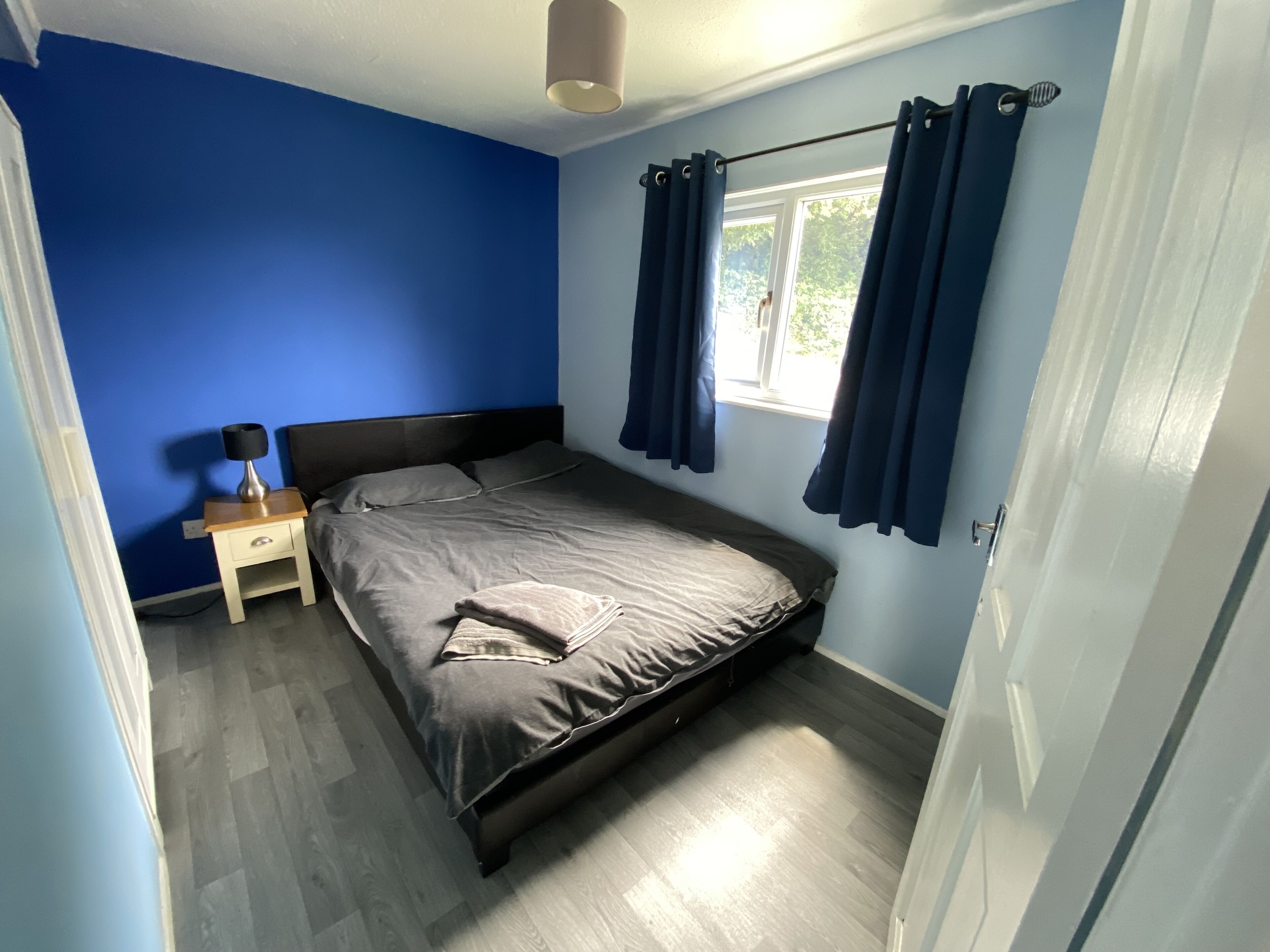 3 soverom, strykejern/-brett, reiseseng for barn og wi-fi (inkludert)