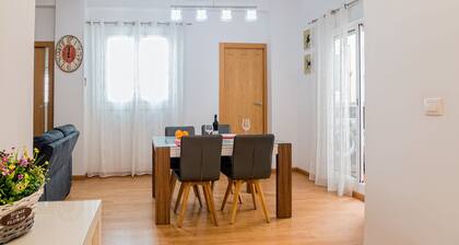 Comfortable Apartment in La Marina de Valencia