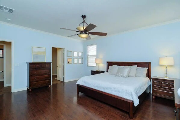 4 bedrooms, iron/ironing board, free WiFi, bed sheets