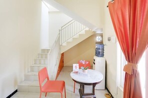 Interior - OYO 3971 Griya Loka Syariah 1 Sampangan (Semarang)